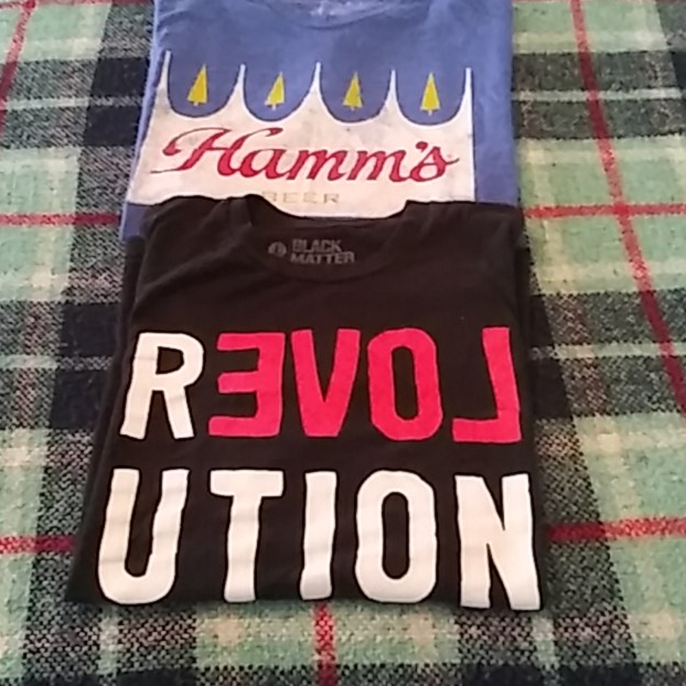 Lot of 2 tees Hamm's beer & Love Revolution
